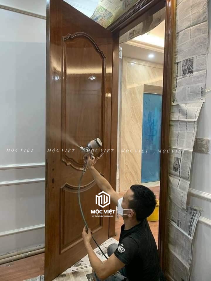 Cửa gỗ Thông Phòng 005